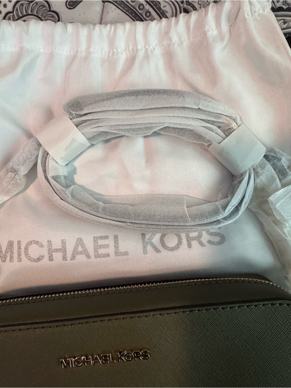 Michael Kors Olive Green Crossbody Bag - Picture 5 of 5